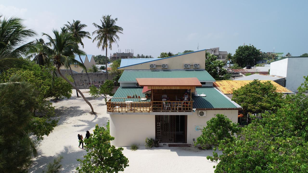 Готель Gurus Maldives At Gulhi Island Екстер'єр фото
